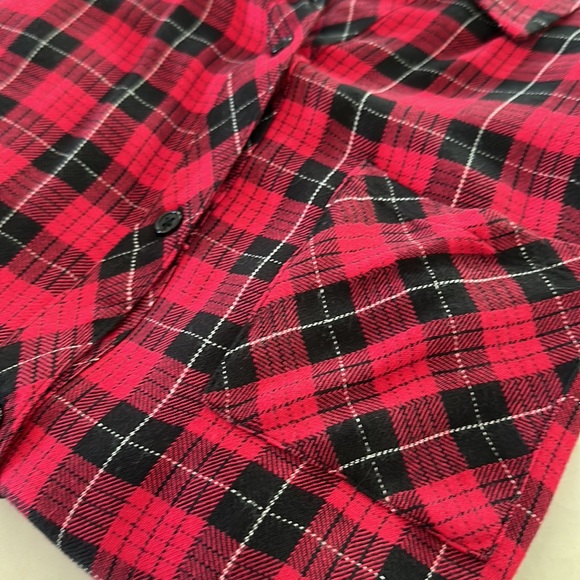 RAILS Hunter Plaid Flannel Shirt in Red/Black - Picture 8 of 9